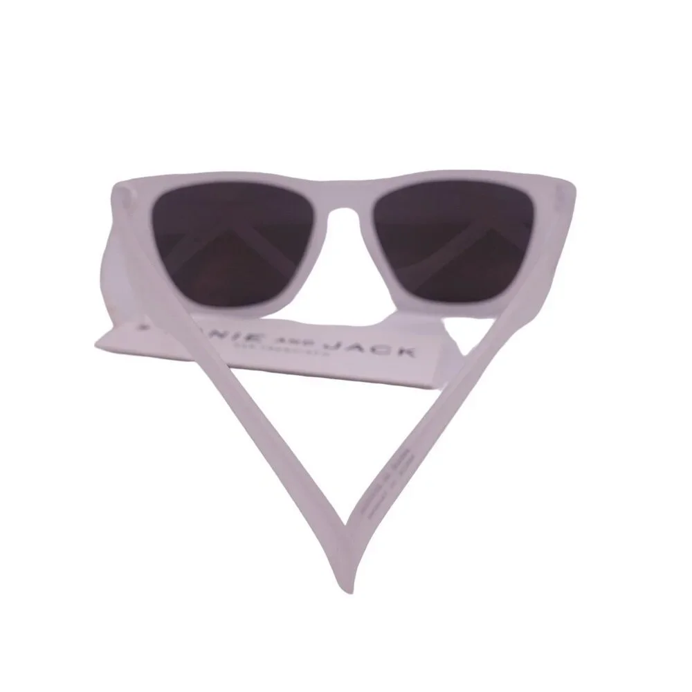 NWT Janie And Jack Sunglasses Boys 2-4 Years White Tinted UV Lenses Casual